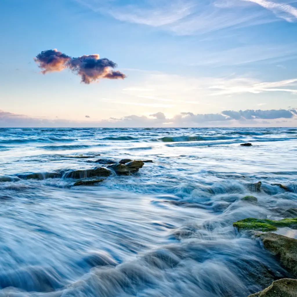 single cloud.webp